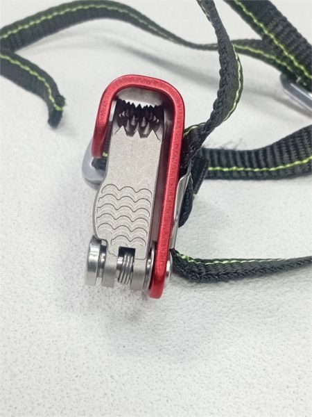  Зажим ножной Guru Glide right в Воронеже  