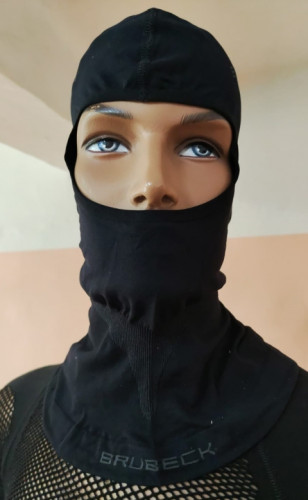 Подшлемник Brubeck без перфорации черный в Воронеже